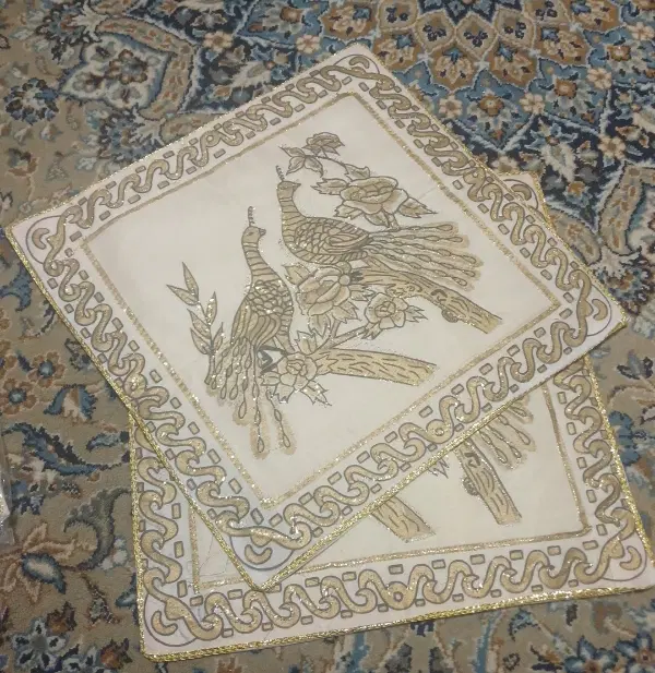کوسن .|رختخواب، بالش، پتو|پرند, فاز ۶|دیوار