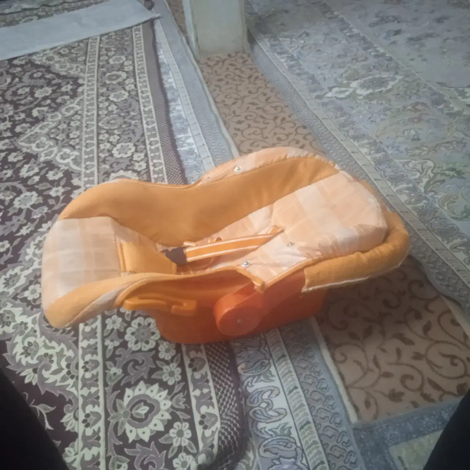کالسکه و کریر|کالسکه و لوازم جانبی|اصفهان, کوی امیریه|دیوار