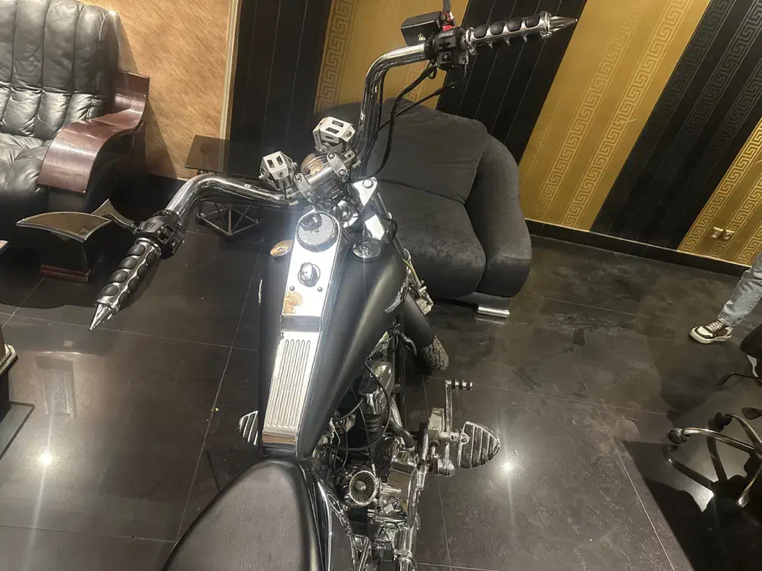 شخص|موتورسیکلت|تهران, سعادتآباد|دیوار