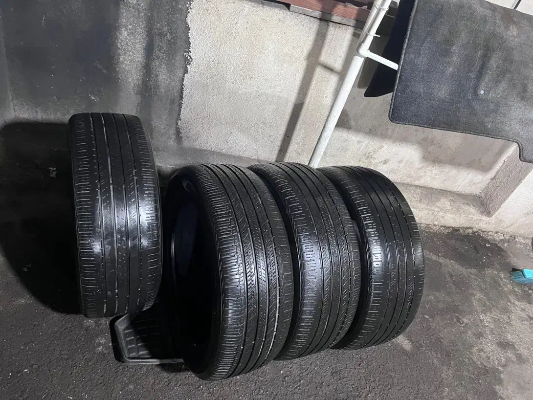 4 حلقه لاستیک 235/55/19|قطعات یدکی و لوازم جانبی|رشت, پاستوریزه|دیوار