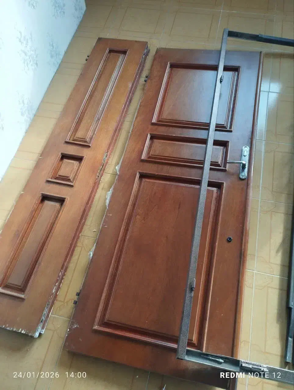 سه در چوبی|مصالح و تجهیزات ساختمان|مشهد, کارمندان دوم|دیوار