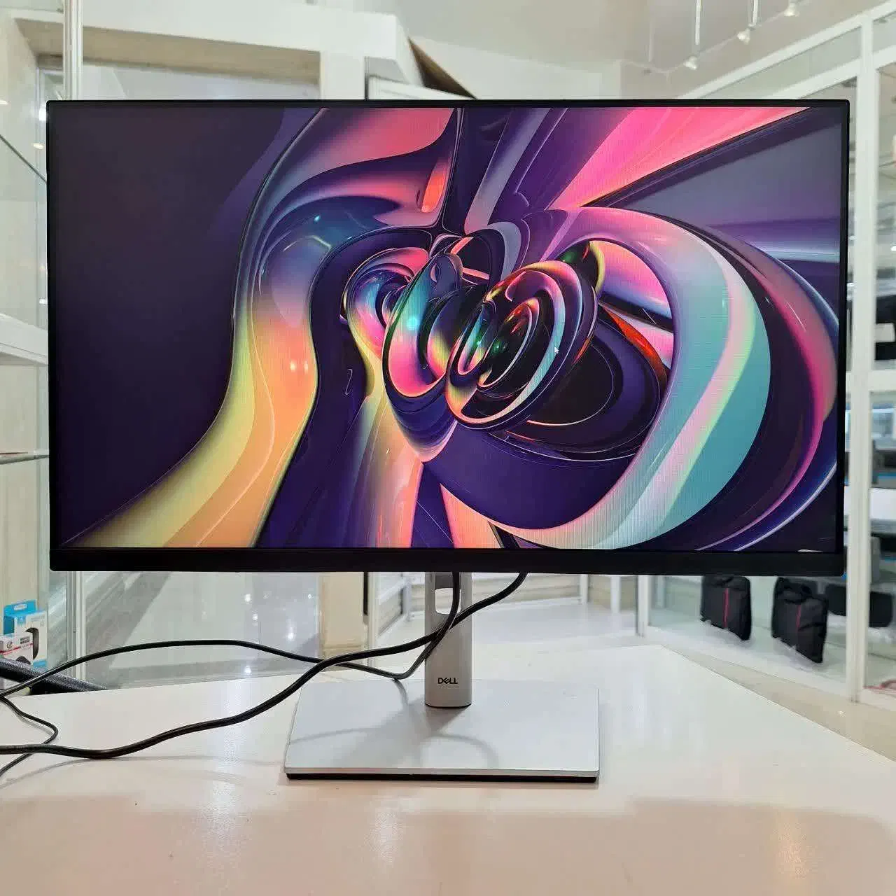 مانیتور 24اینچ استوک|قطعات و لوازم جانبی رایانه|اصفهان, نقش جهان|دیوار