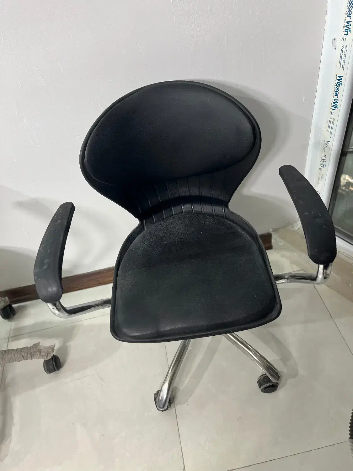 فروش صندلی پشت میزی مخصوص صندوقدارا|دفتر کار|ساری, |دیوار