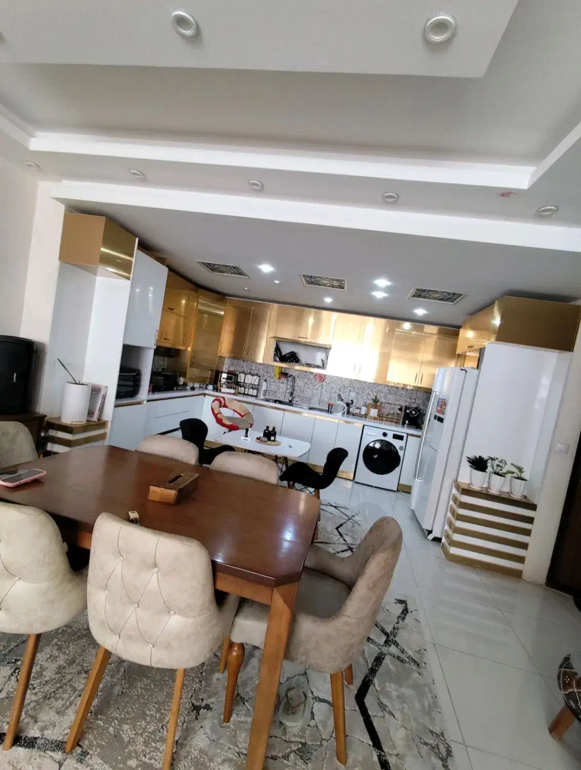 اپارتمان دو خوابه درکی|اجارهٔ آپارتمان|شیراز, سفیرشمالی|دیوار