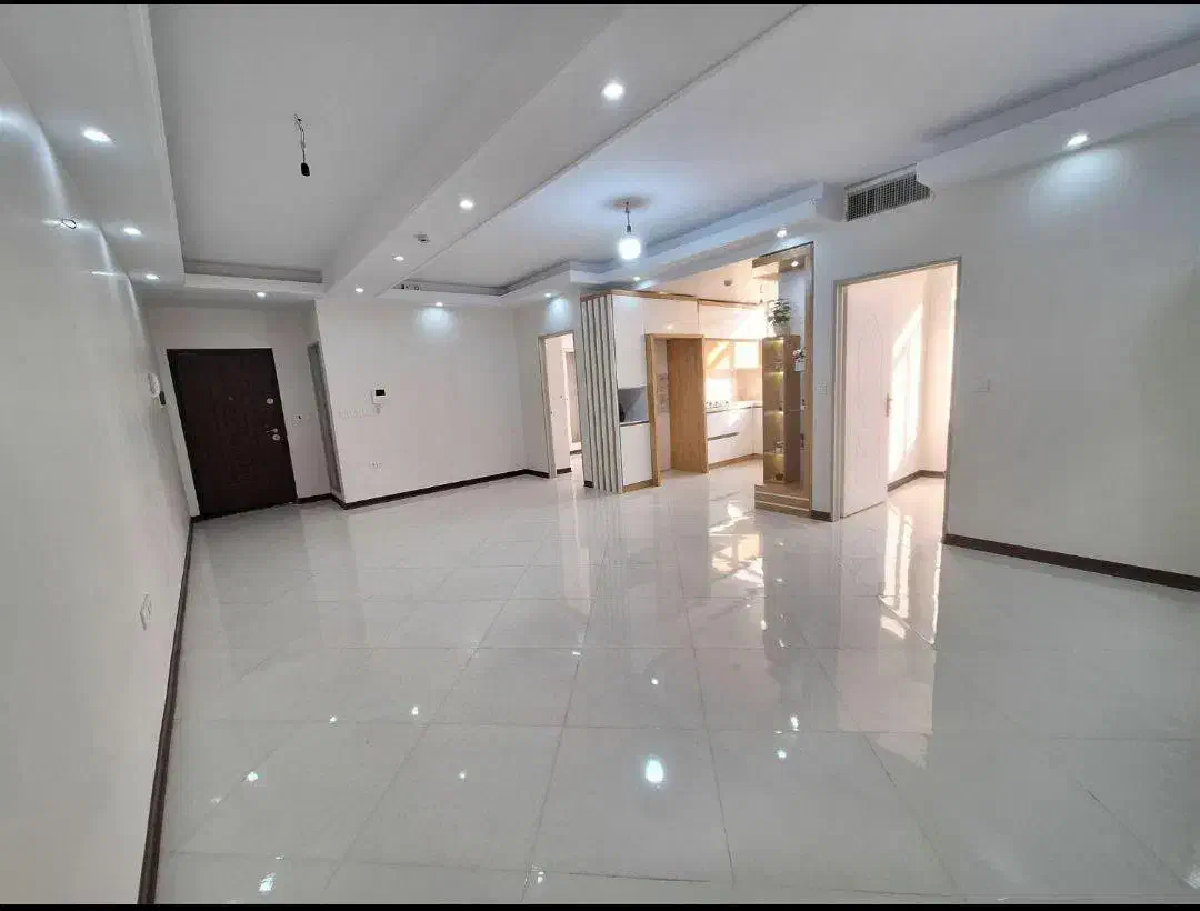 آپارتمان/۸۰متری/نوساز/ با پارکینگ/ترکاشوند