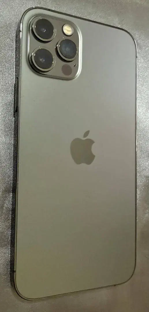 گوشی آیفون ۱۲ پرو 256.  Za|موبایل|تهران, سیمای ایران|دیوار