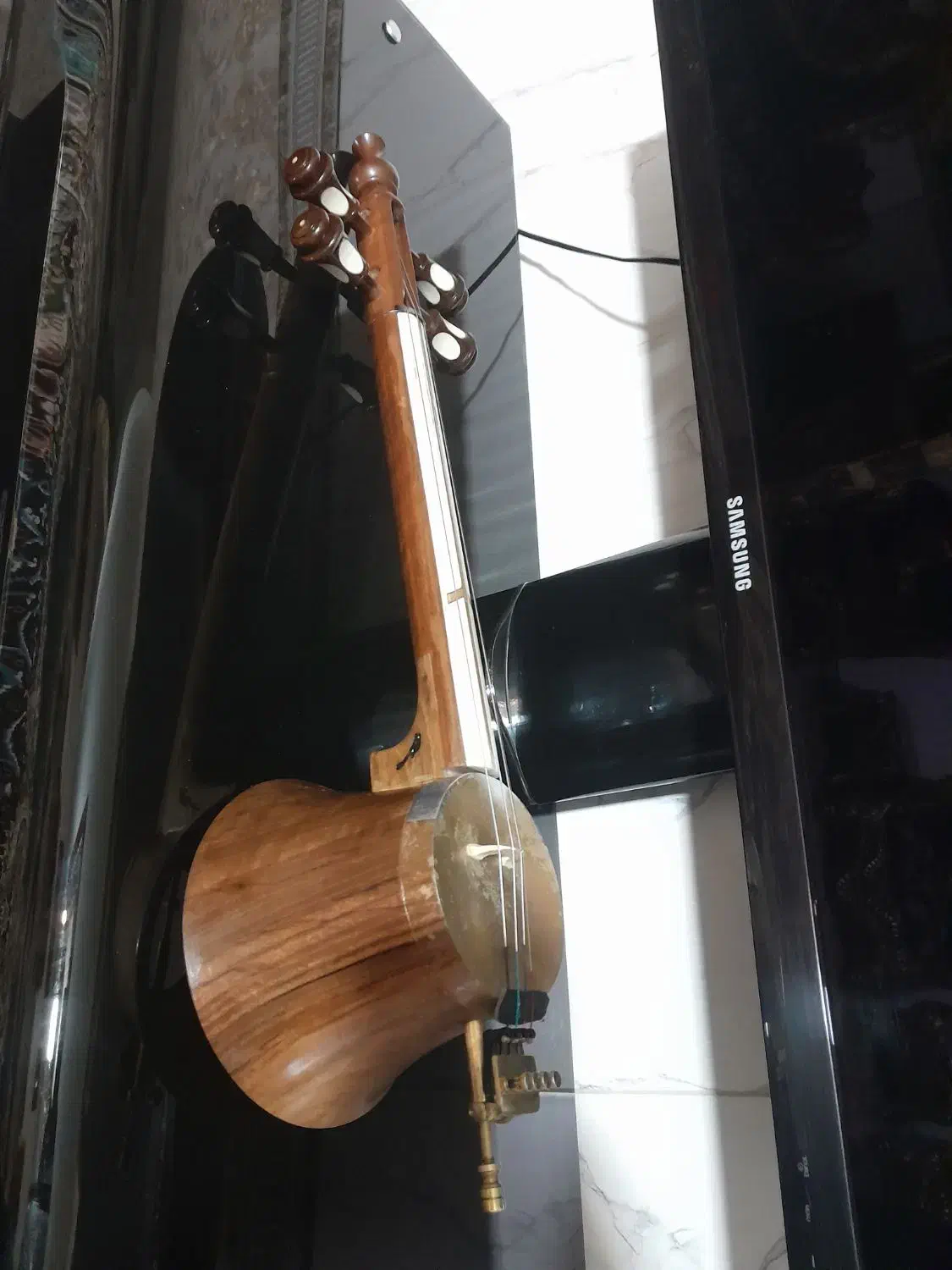 کمانچه کاملا حرفه ای استخوانکاری|سازهای سنتی|شوش, |دیوار