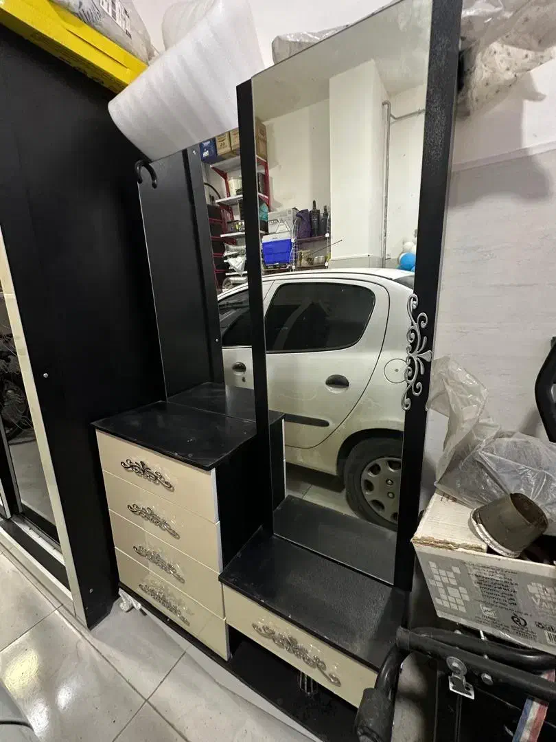 کمد لباس ام دی اف ریلی و میز آرایش ام دی اف|جاکفشی، کمد، دراور|ارومیه, |دیوار