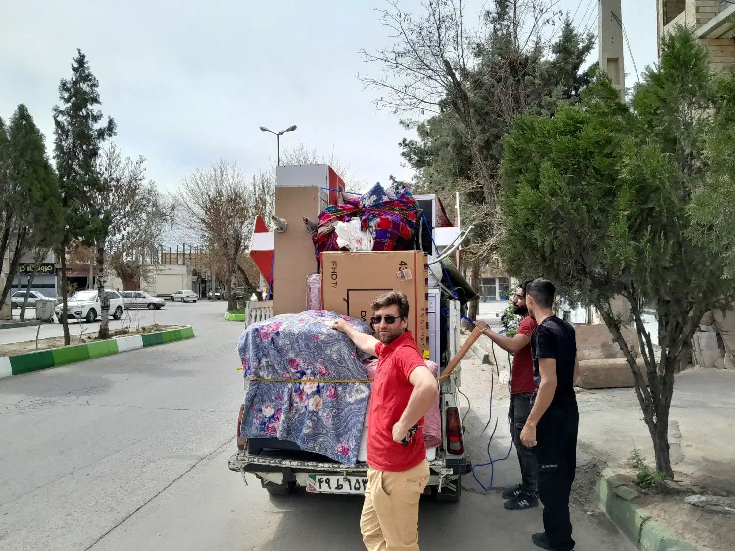 حمل و نقل اثاثیه منزل با ماشینهای مسقف و کارگر|خدمات حمل و نقل|شاهرود, |دیوار