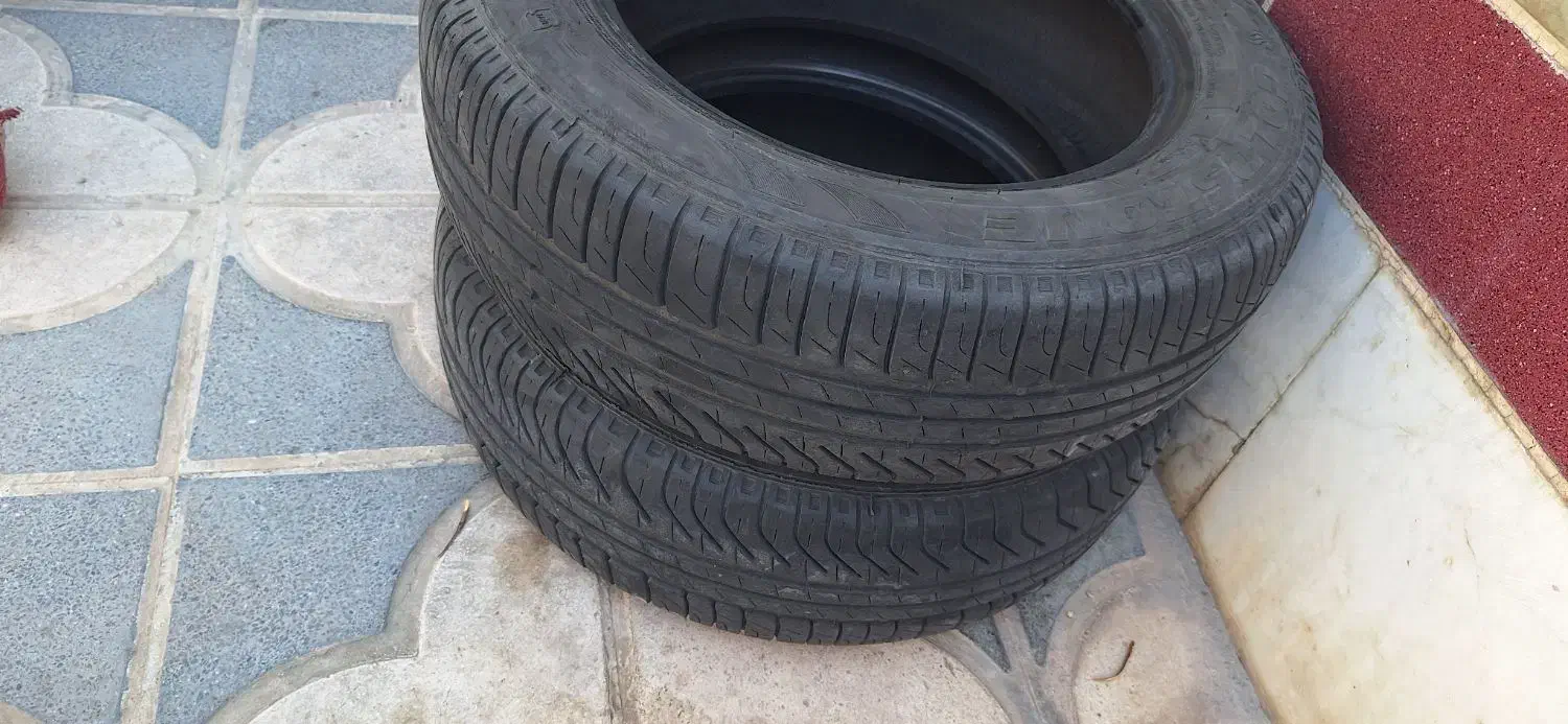 لاستیک گلدستون سایز 185/60/15|قطعات یدکی و لوازم جانبی|شیراز, شهرک دارایی|دیوار