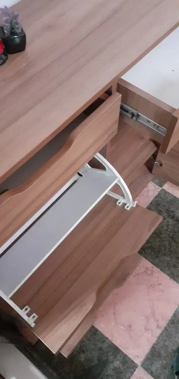 جا کفشی نو دارای ۲ درب داشبوردی|جاکفشی، کمد، دراور|تهران, گلستان (شهرک راه آهن)|دیوار