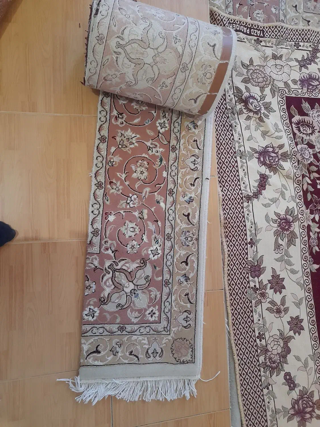 کناره کرمی|فرش|کوهدشت, |دیوار