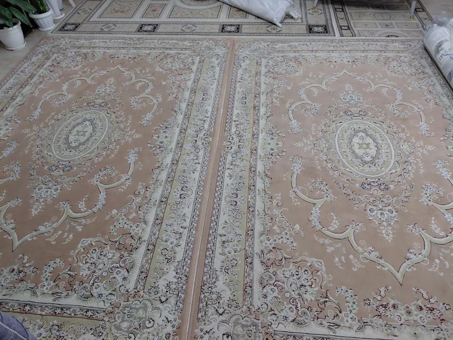 دو عدد فرش ۶ متری ماشینی|فرش|بندر انزلی, کلیور|دیوار