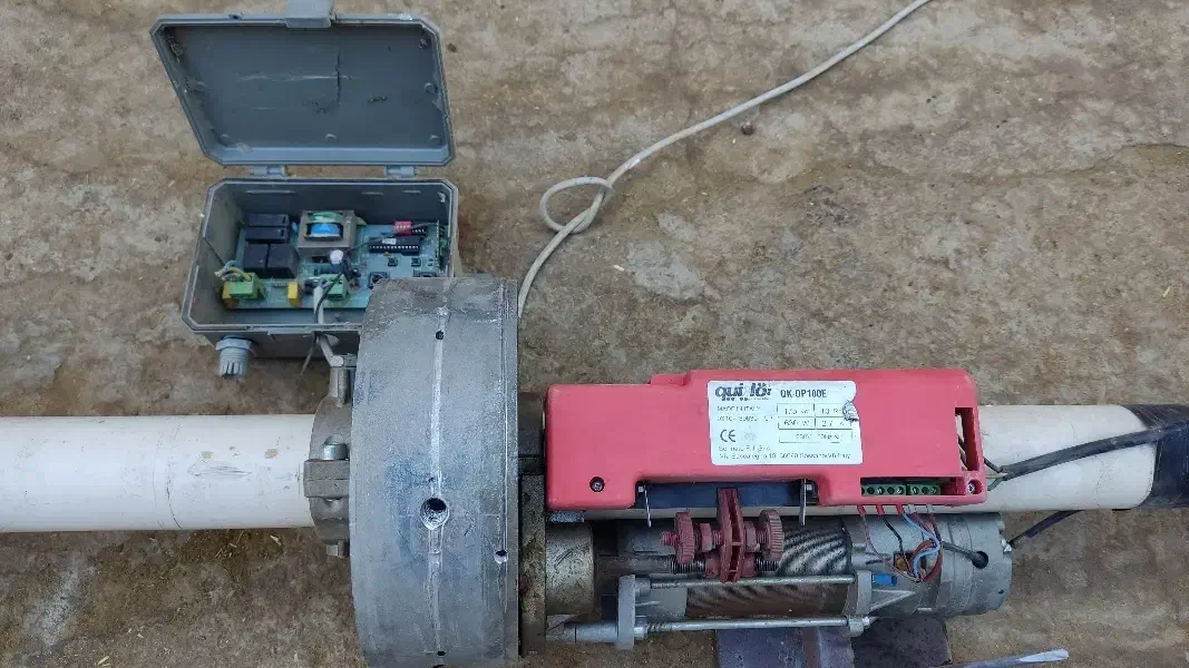 موتور و لوله و برد و پایه درب کرکره ای|مصالح و تجهیزات ساختمان|اراک, |دیوار