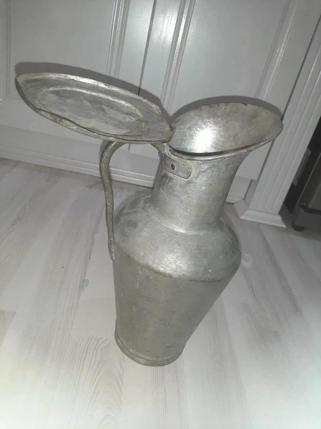 پارچ درب دار مسی قدیمی|صنایع دستی و سایر لوازم تزئینی|اردبیل, |دیوار