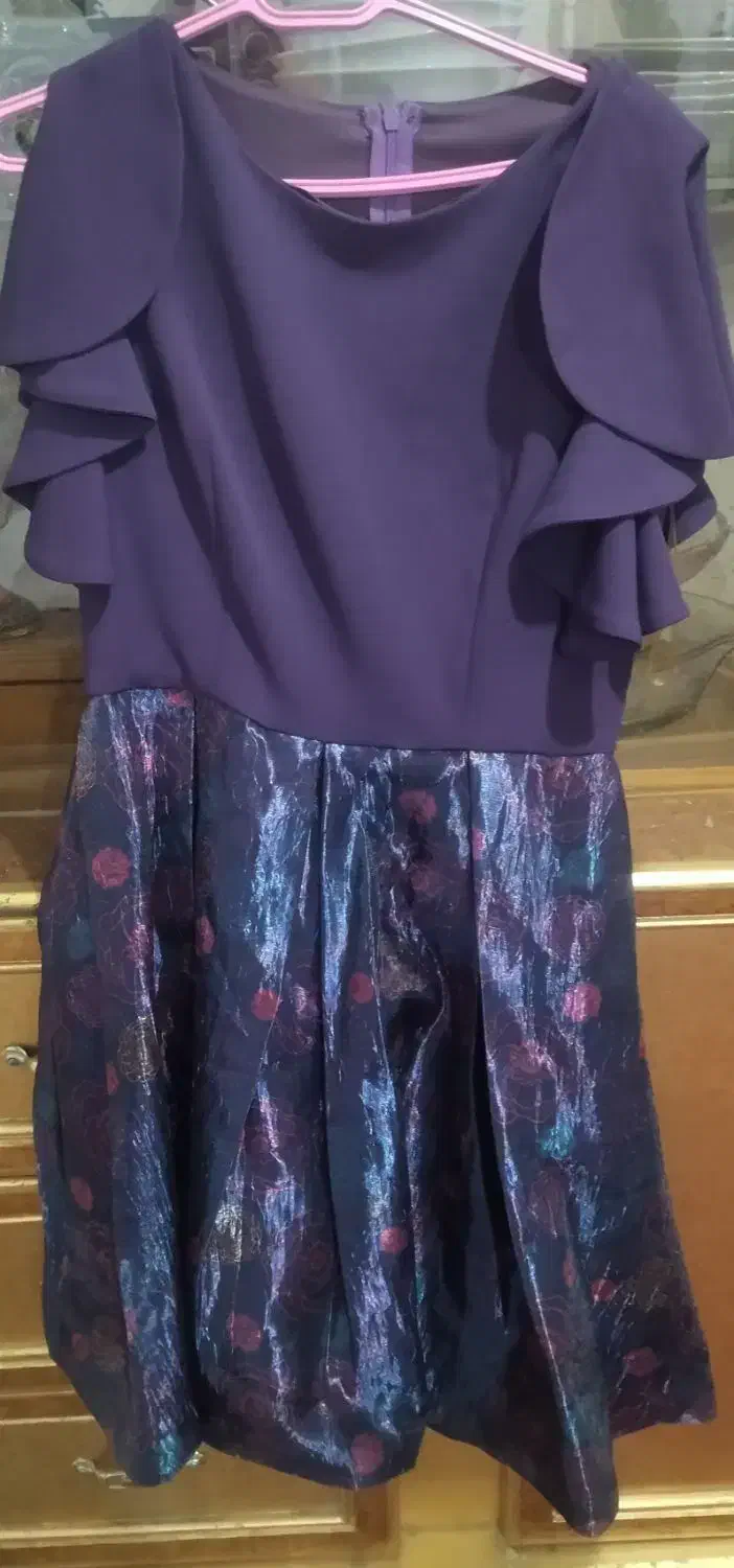 لباس مجلسی|لباس|نیشابور, خط کاشمر|دیوار