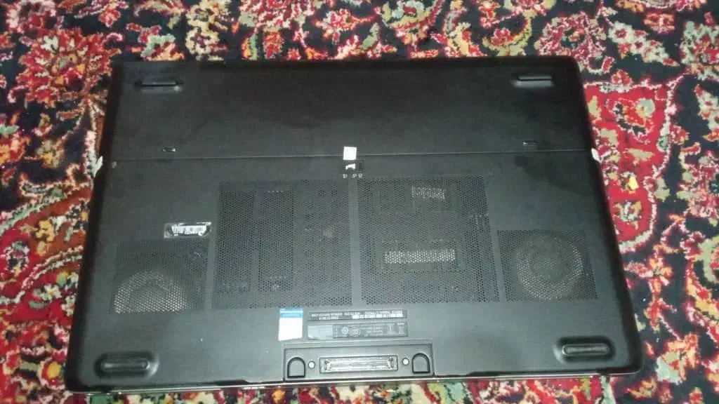 لپ تاپ دل درحد نو گرافیک دار|رایانه همراه|فولادشهر, B4|دیوار