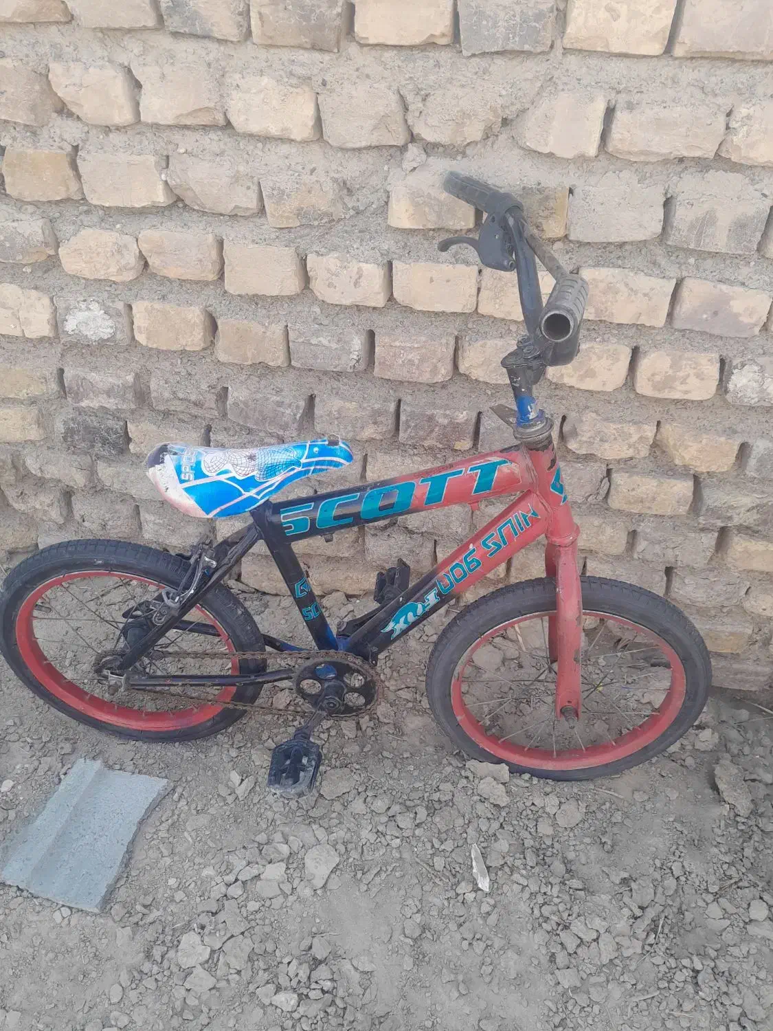 دوچرخه ۱۶|دوچرخه، اسکیت، اسکوتر|کرباسک, |دیوار