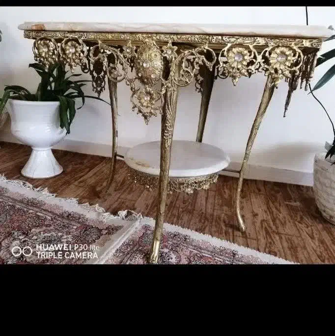 میز برنزی|مبلمان خانگی و میز عسلی|تبریز, |دیوار