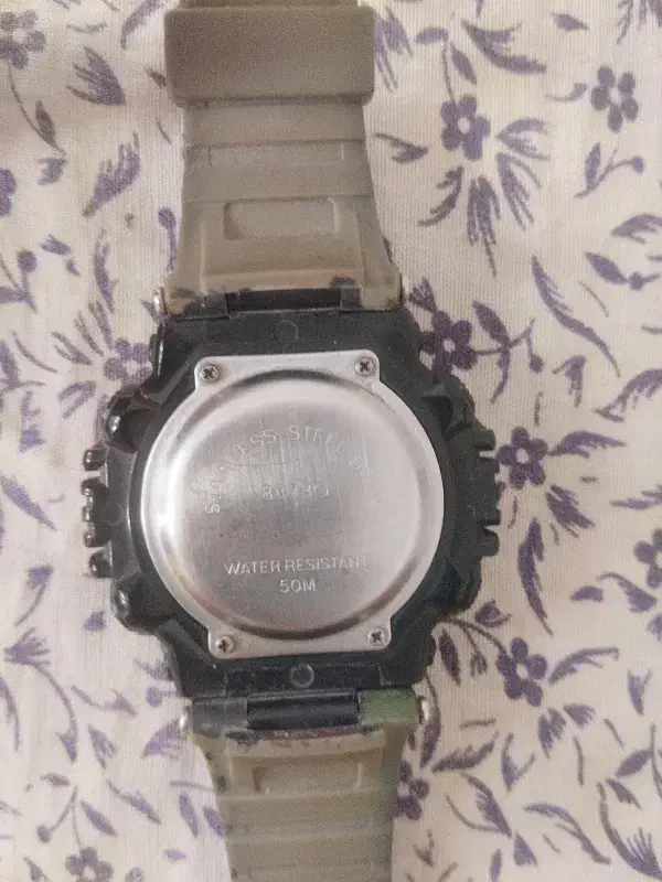 ساعت مچی خوب سالم بدون خرابی|ساعت|کرمان, |دیوار