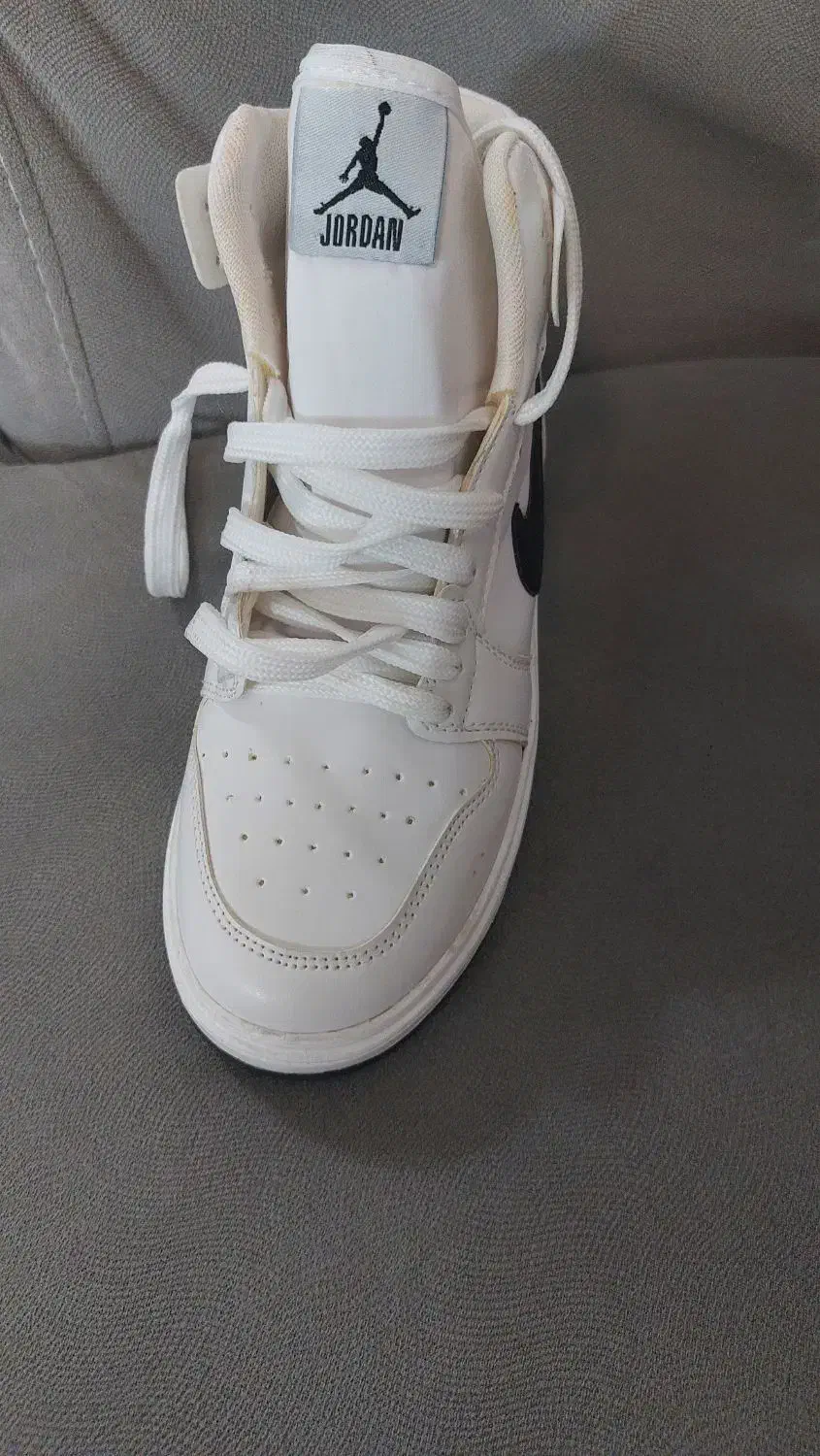 کتونب نایک|کیف، کفش، کمربند|شیروان (خراسان), |دیوار