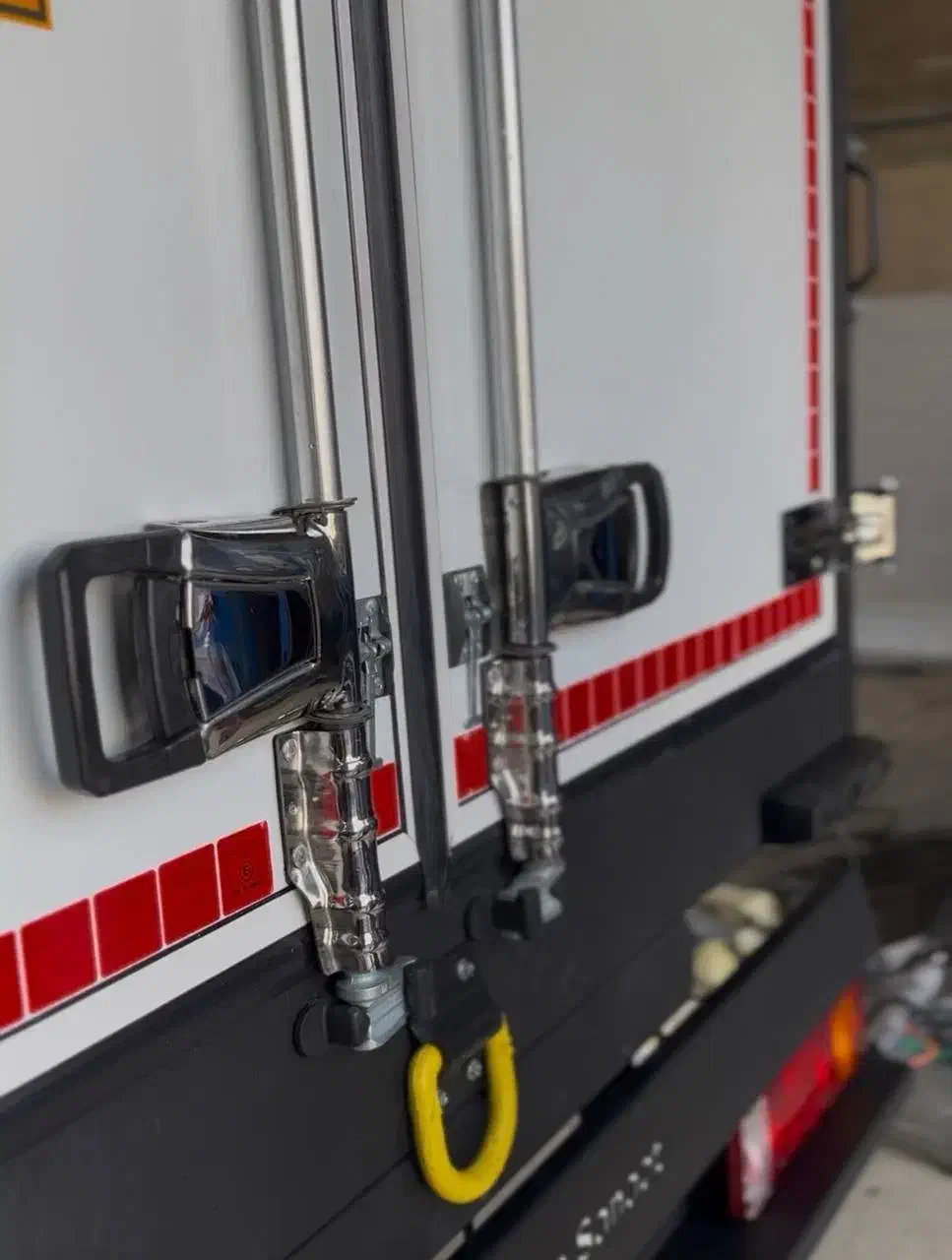 یخچال کامیونت ۶تن ۹تن ایسوزو جک  دیما هیوندا فورس|قطعات یدکی و لوازم جانبی|تهران, توحید|دیوار