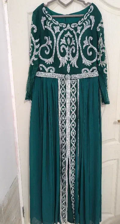 لباس مجلسی|لباس|شیراز, پودنک|دیوار