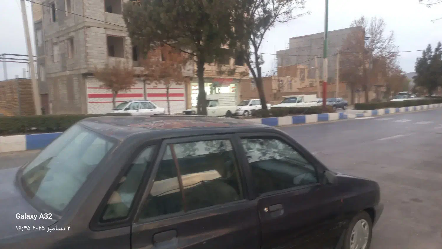 پراید ۸۳ شاسیها سالم انژیکتور تازه تعمیر|خودرو سواری و وانت|ملایر, |دیوار