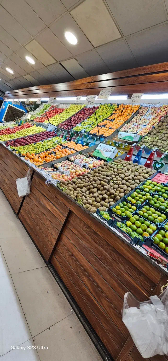 نیروی کار ، کارگر میوه فروشی کارگر ساده|استخدام خدمات فروشگاه و رستوران|تهران, تهرانسر مرکزی|دیوار