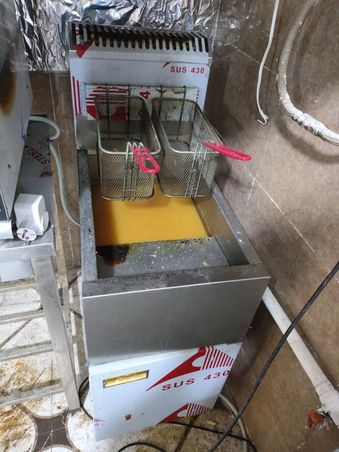 وسایل فست فود کامل در حد نو|کافیشاپ و رستوران|امیدیه, |دیوار