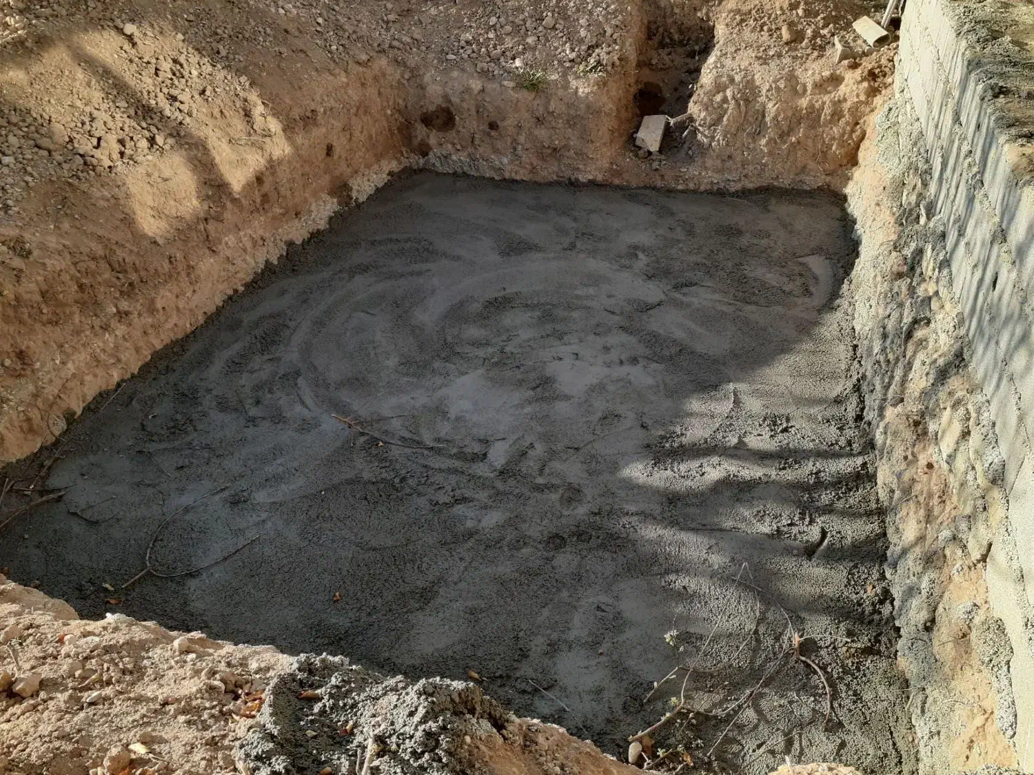 بنای|خدمات پیشه و مهارت|بجنورد, |دیوار