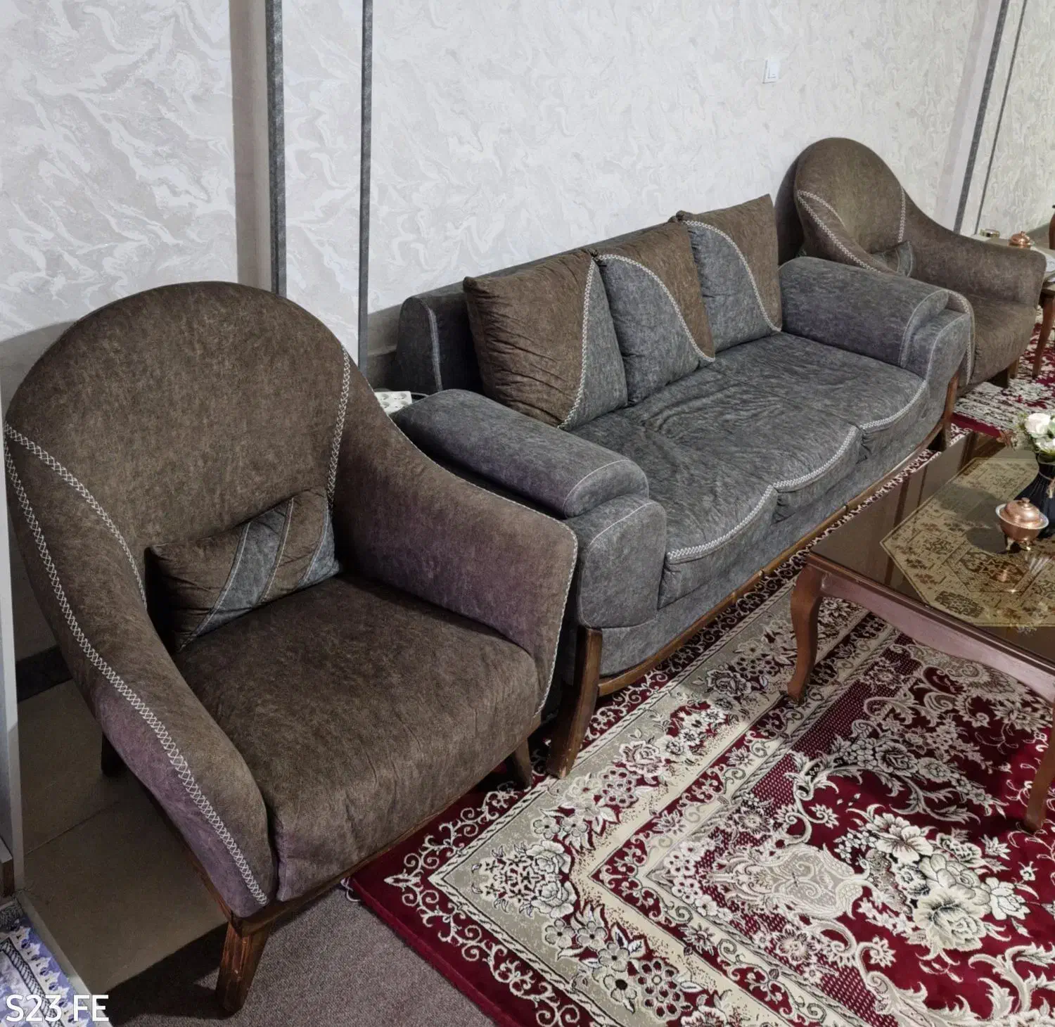 مبل راحتی 7 نفره به همراه میز عسلی|مبلمان خانگی و میز عسلی|قدس, شهرقدس|دیوار