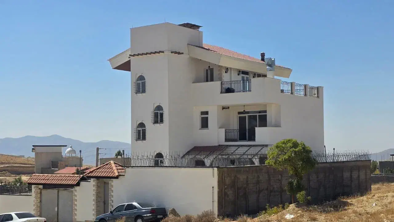 سرایداری و در یک ویلا در مهرآباد رودهن|استخدام سرایداری و نظافت|رودهن, |دیوار