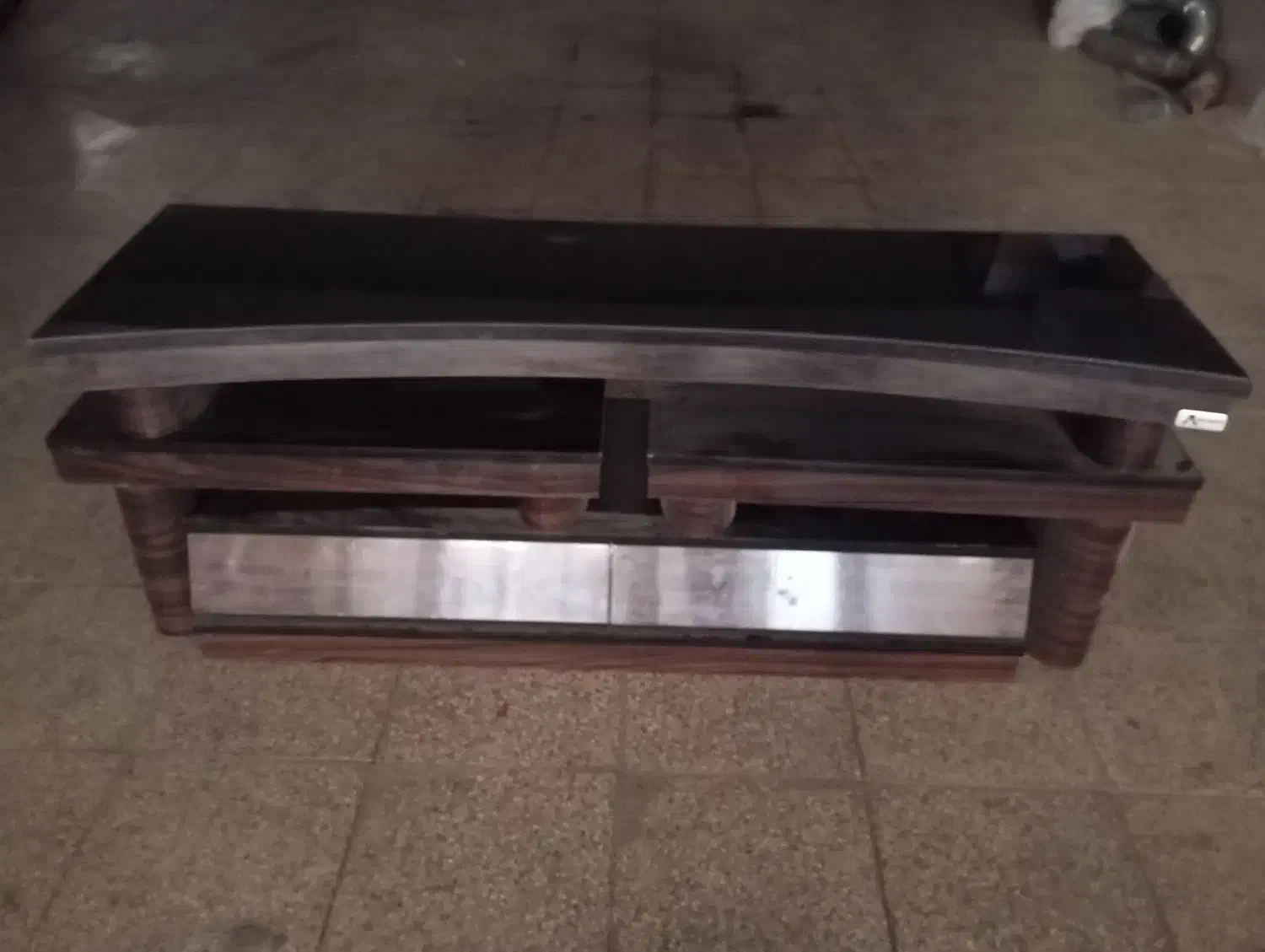 میز تلویزیون کار کرده|میز تلویزیون|شریف‌آباد, |دیوار