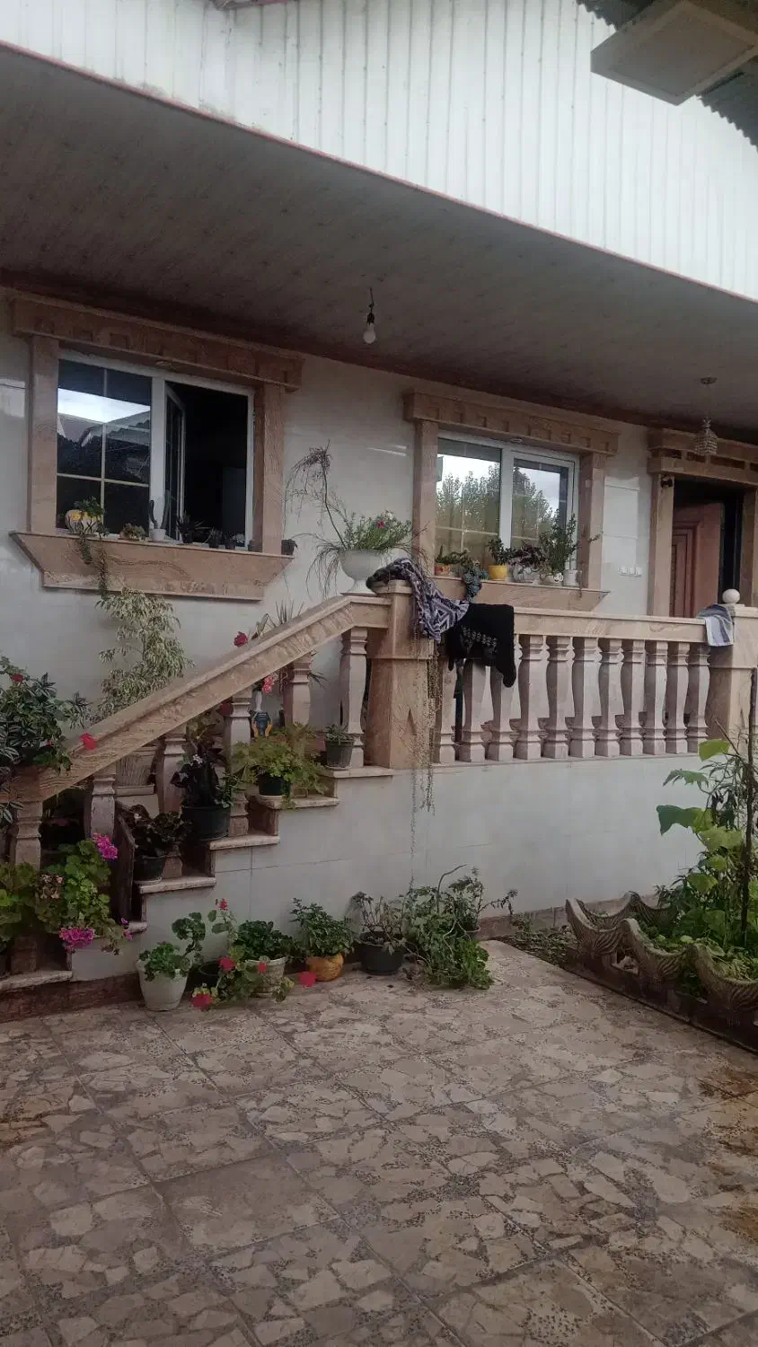 ۱۸۷متر با بنای ۷۵متری در بهترین جایگاه گورابزرمیخ|فروش خانه و ویلا|گوراب زرمیخ, |دیوار