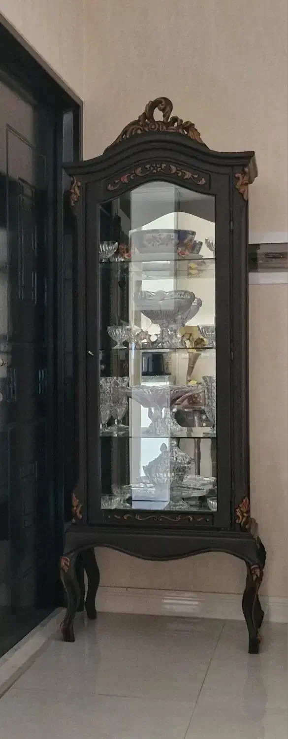 ویترین چوب|بوفه، ویترین، کنسول|قم, چهار امامزاده|دیوار