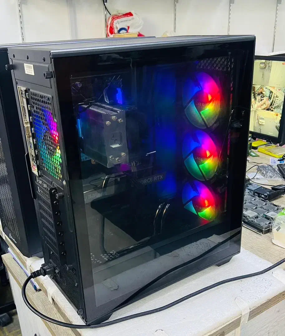 کیس گیمینگ|رایانه رومیزی|ایلام, |دیوار