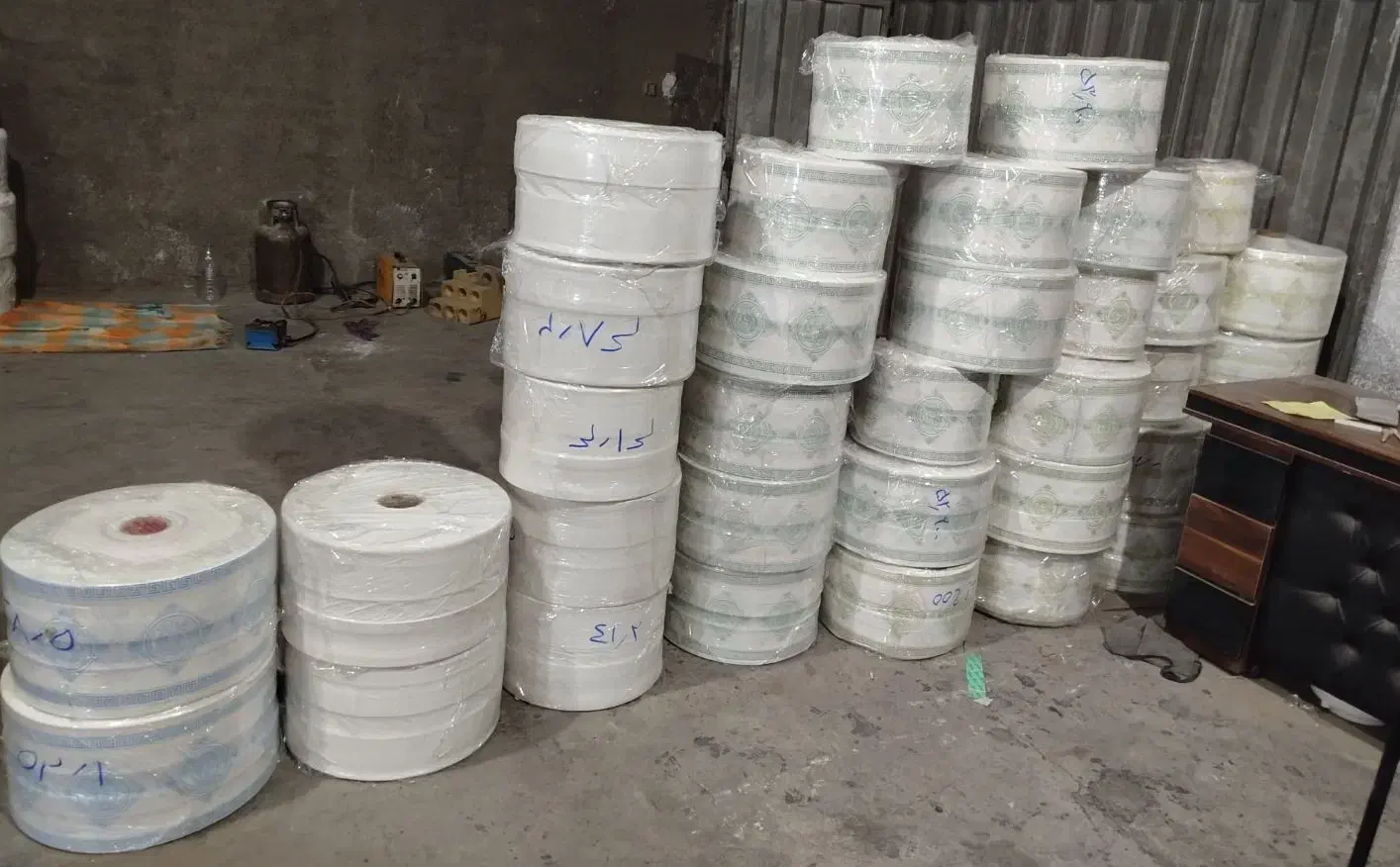 طاقه سفره|ظروف نگهدارنده، پلاستیکی، یک‌بارمصرف|پاکدشت, پاکدشت (مامازند)|دیوار