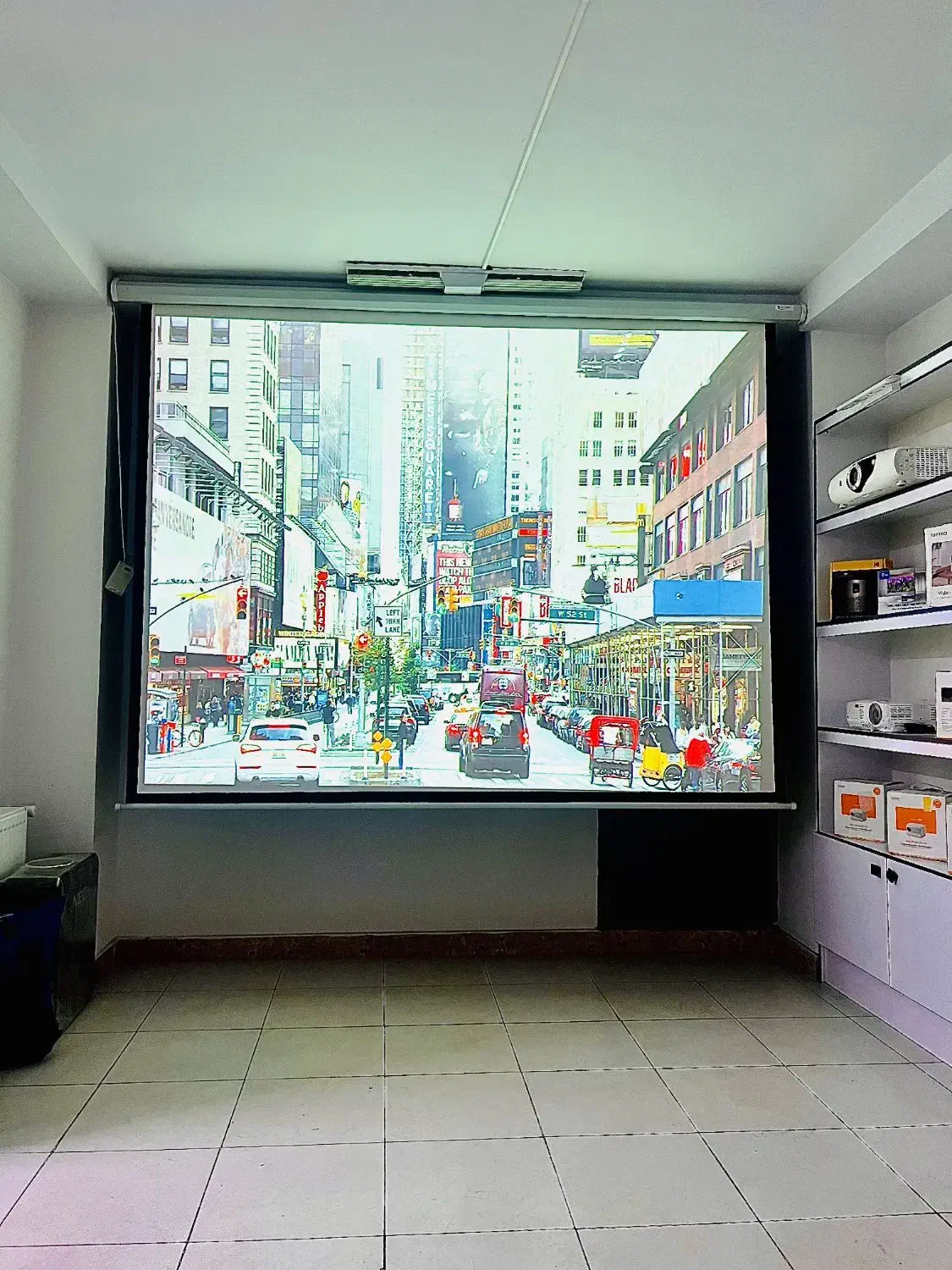 دیتاشو video projector برندهای مطرح|تلویزیون و پروژکتور|کرج, اصفهانی‌ها|دیوار