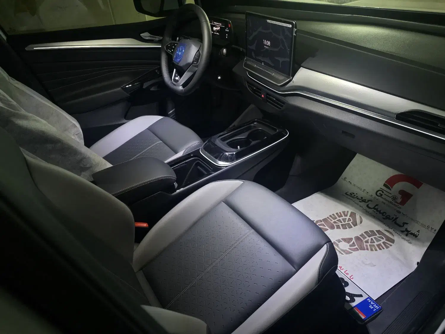 id 4 ۲۰۲۵|خودرو سواری و وانت|تهران, چیذر|دیوار