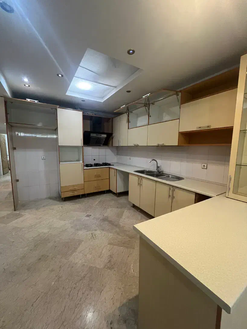 ۱۲۸ متری تک واحدی شمال ستارخان