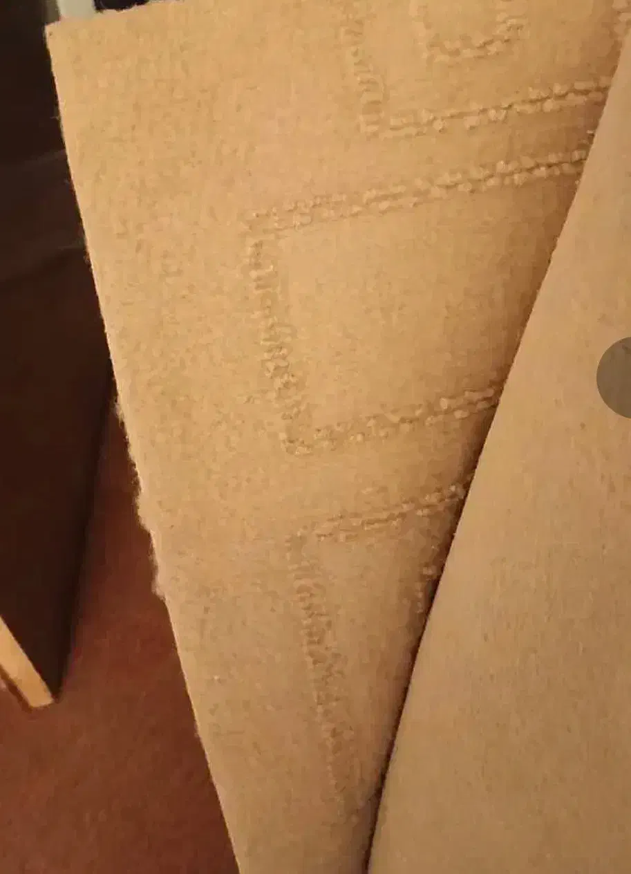 موکت قهوه ای|موکت|سیرجان, |دیوار