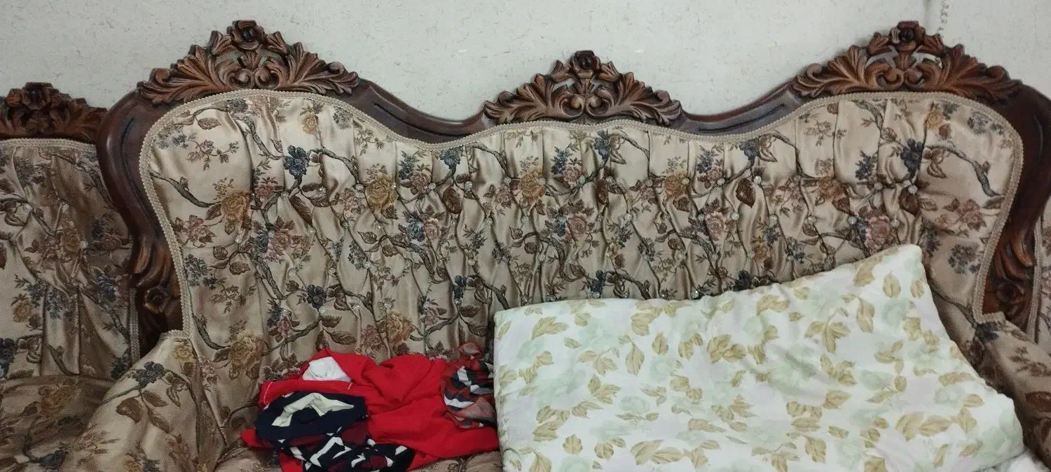 مبل 11نفره|مبلمان خانگی و میز عسلی|مشهد, رده|دیوار