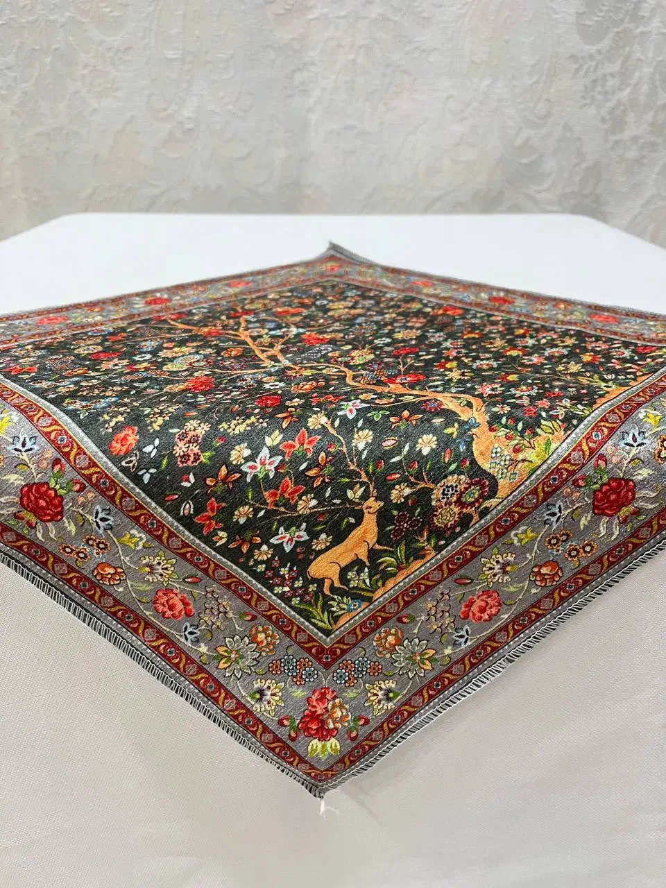 رومیزی و عسلی و گنجه سایز ۴۰ در ۴۰|پرده، رانر، رومیزی|زاهدان, |دیوار