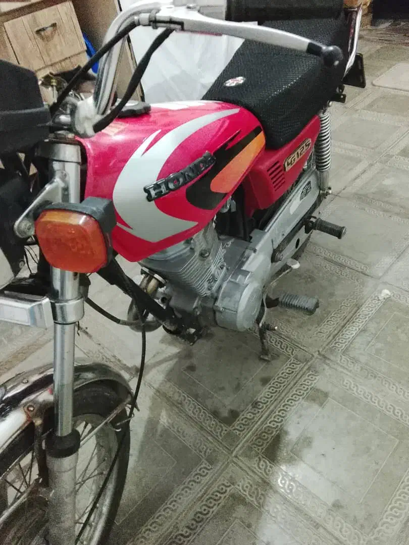 فروش موتورهوندا۱۲۵|موتورسیکلت|ارومیه, |دیوار