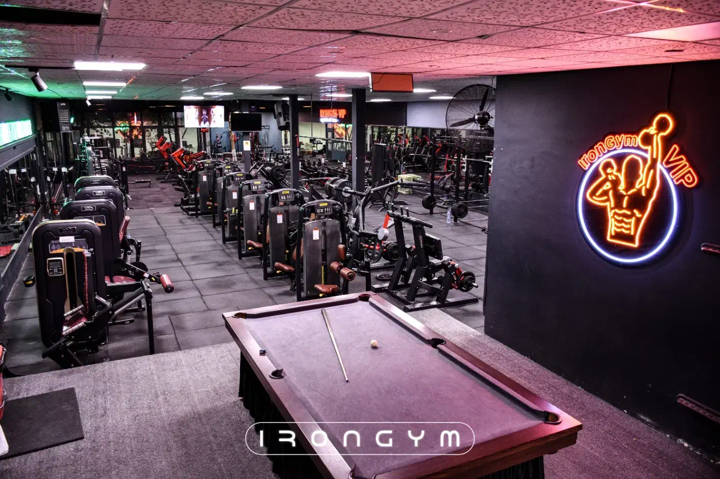 اجاره کافی شاپ باشگاه|اجارهٔ مغازه و غرفه|مشهد, اقبال|دیوار