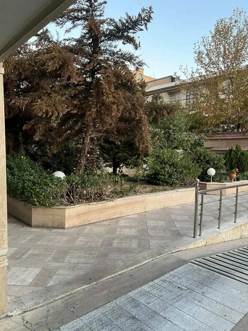 ۸۰متر //دادمان//حتی مجرد