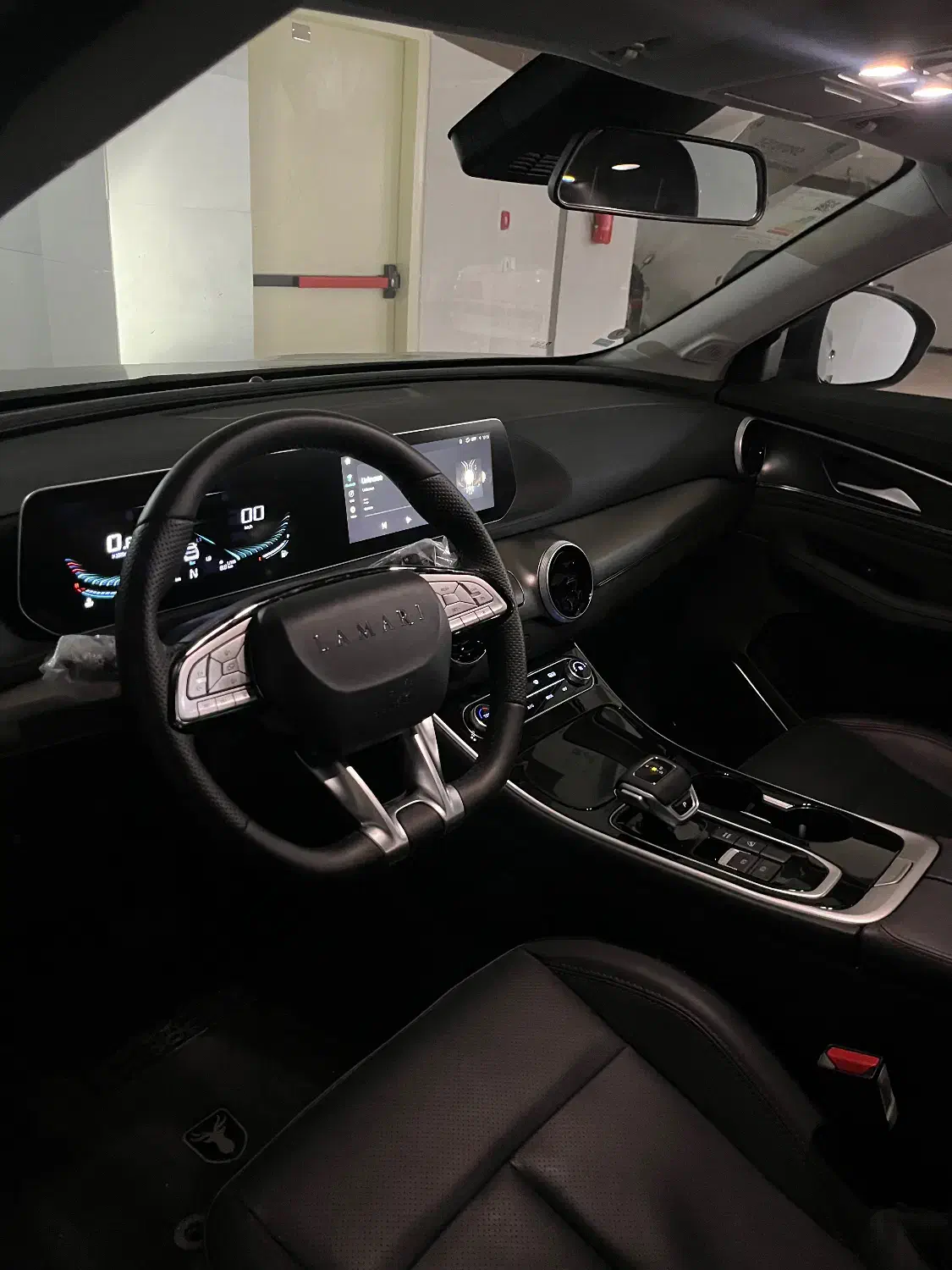 لاماری مشکی مدل 1404|خودرو سواری و وانت|شهرکرد, |دیوار