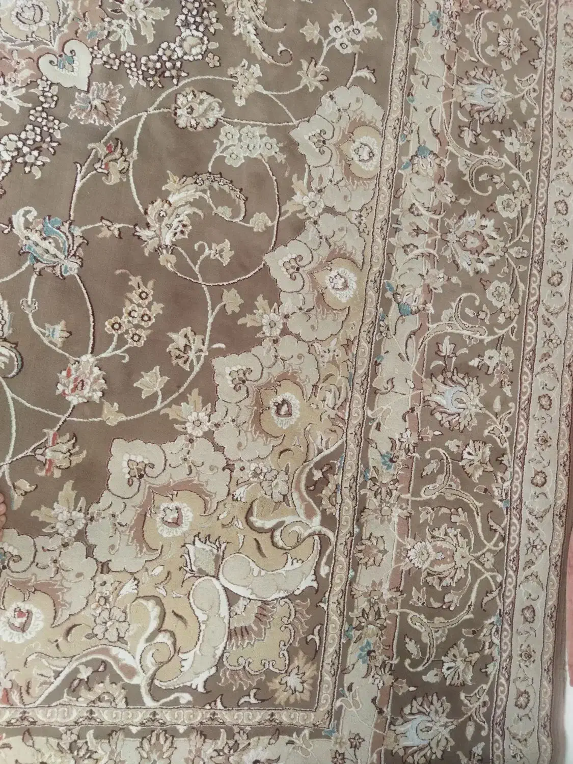 فرش 12متری ماشینی کاملا نخ و ابریشم و برجسته|فرش|تبریز, |دیوار