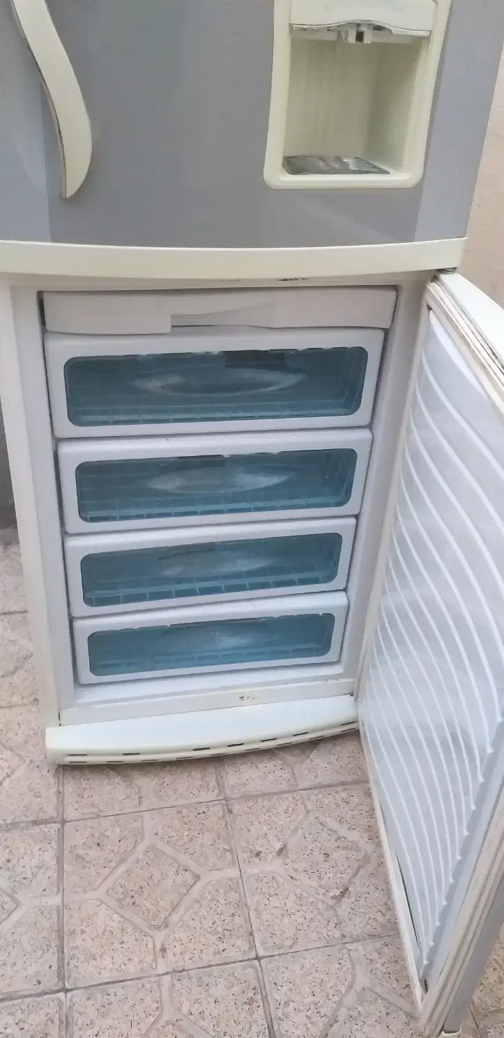 یخچال فریزر بالا پایین|یخچال و فریزر|خوی, |دیوار